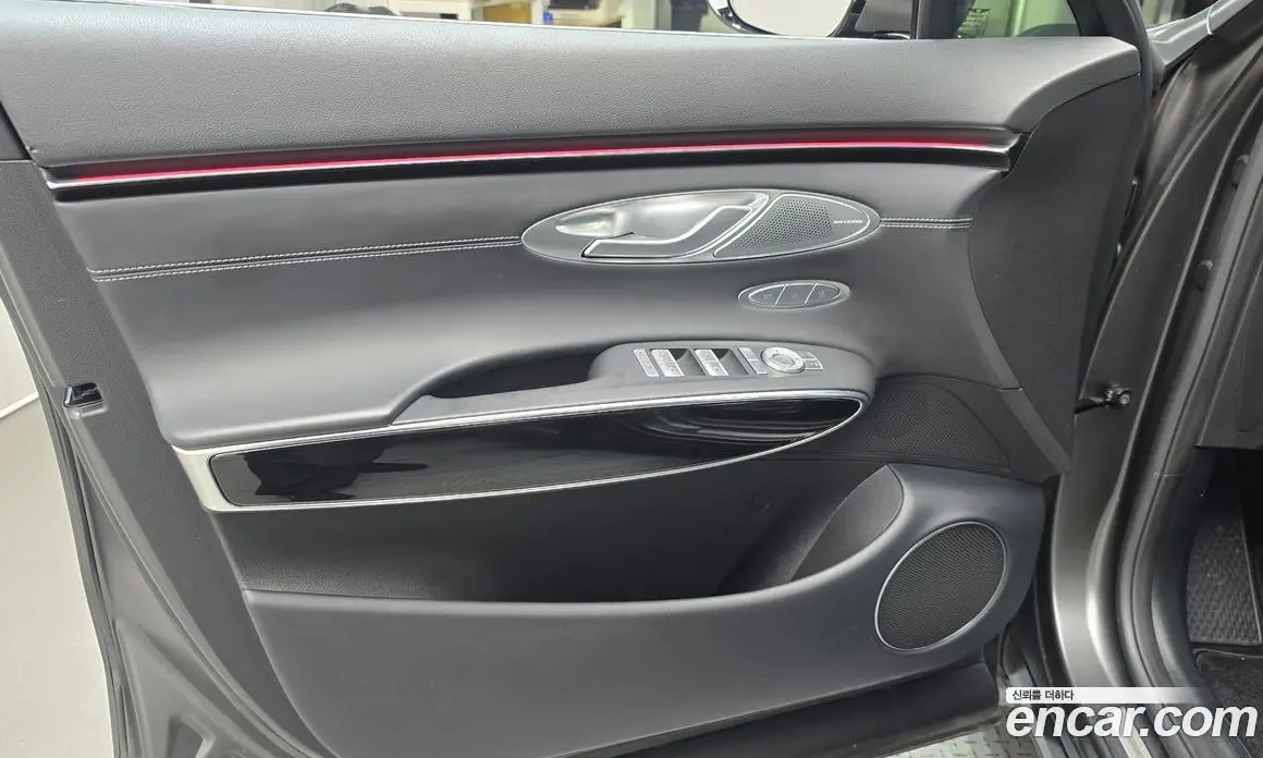 Genesis GV70 2024 3.5 автомат (гидро), фото 14