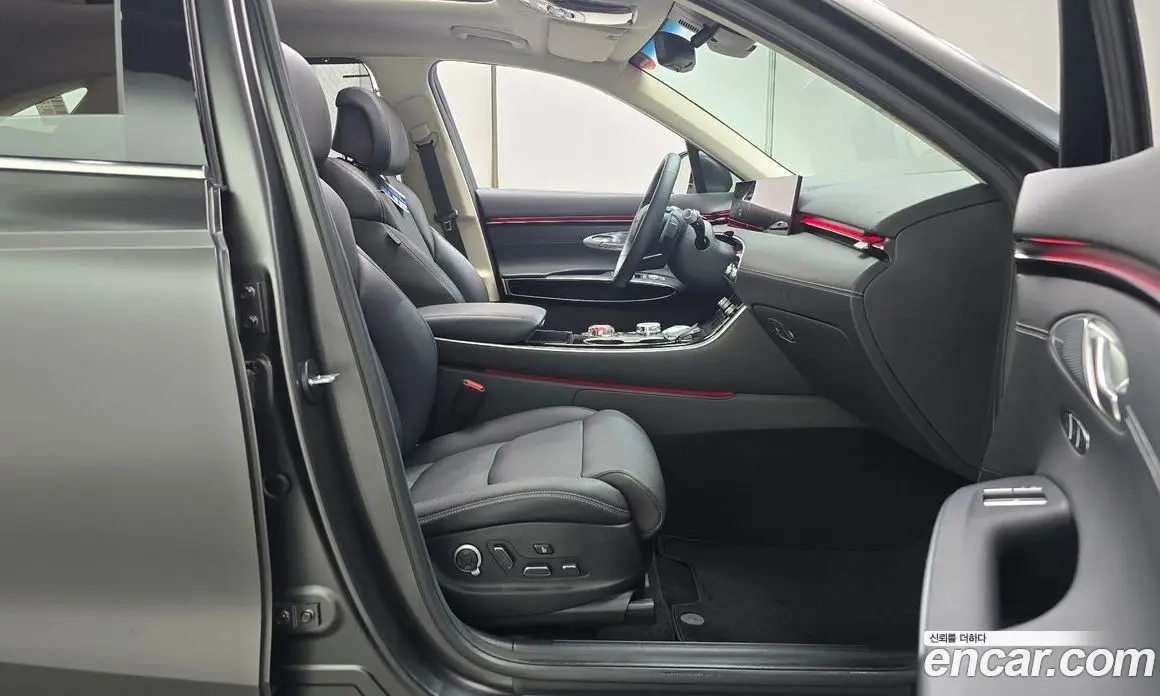 Genesis GV70 2024 3.5 автомат (гидро), фото 16