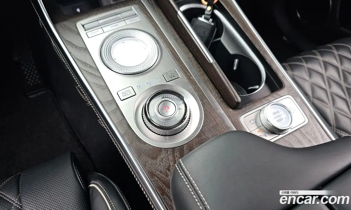 Genesis GV80 2021 2.5 автомат (гидро), фото 12 Genesis GV80 2021 2.5 автомат (гидро), фото 12