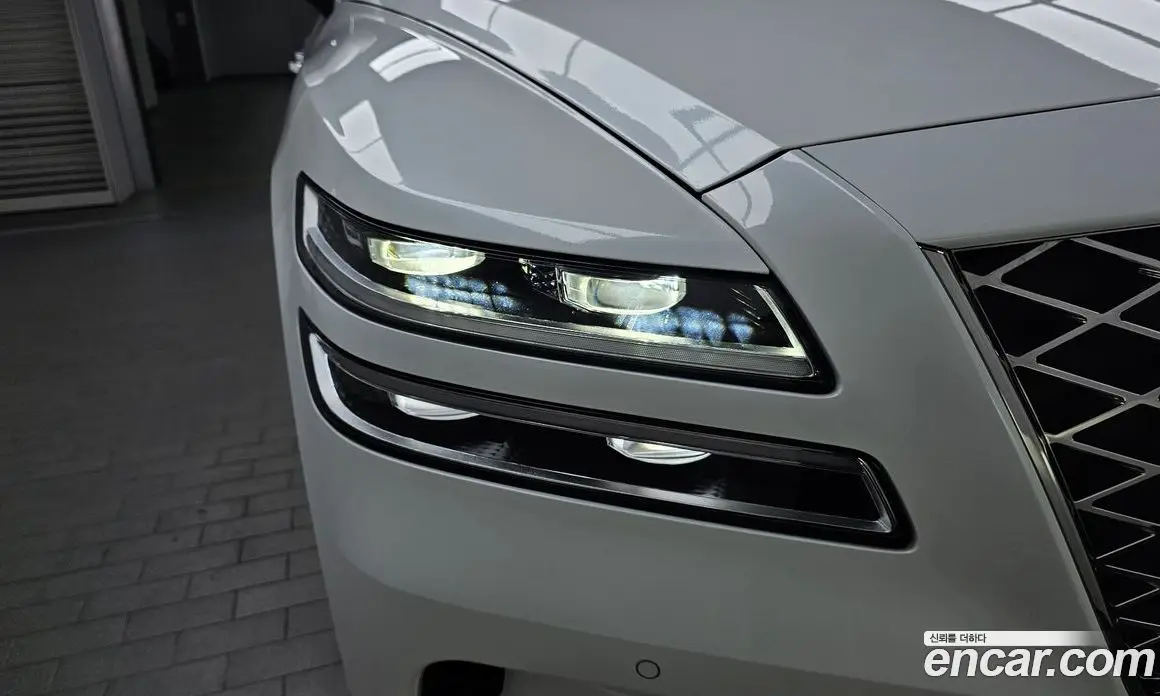 Genesis GV80 2023 2.5 автомат (гидро), фото 8 Genesis GV80 2023 2.5 автомат (гидро), фото 8