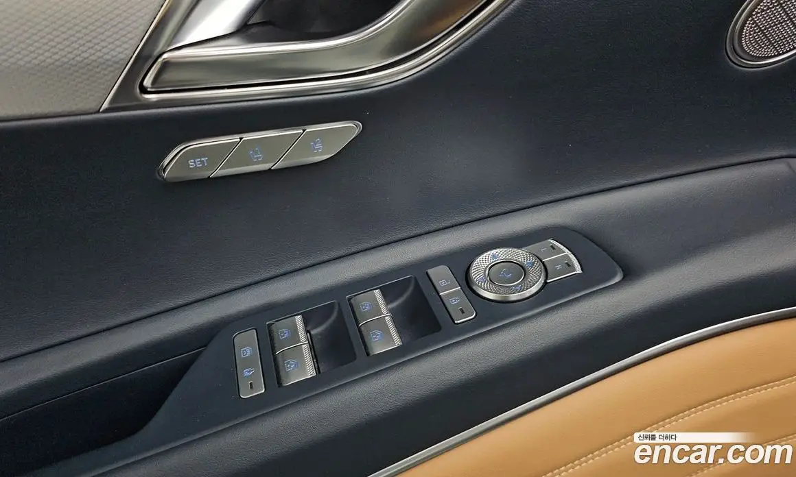 Genesis GV80 2023 2.5 автомат (гидро), фото 25 Genesis GV80 2023 2.5 автомат (гидро), фото 25