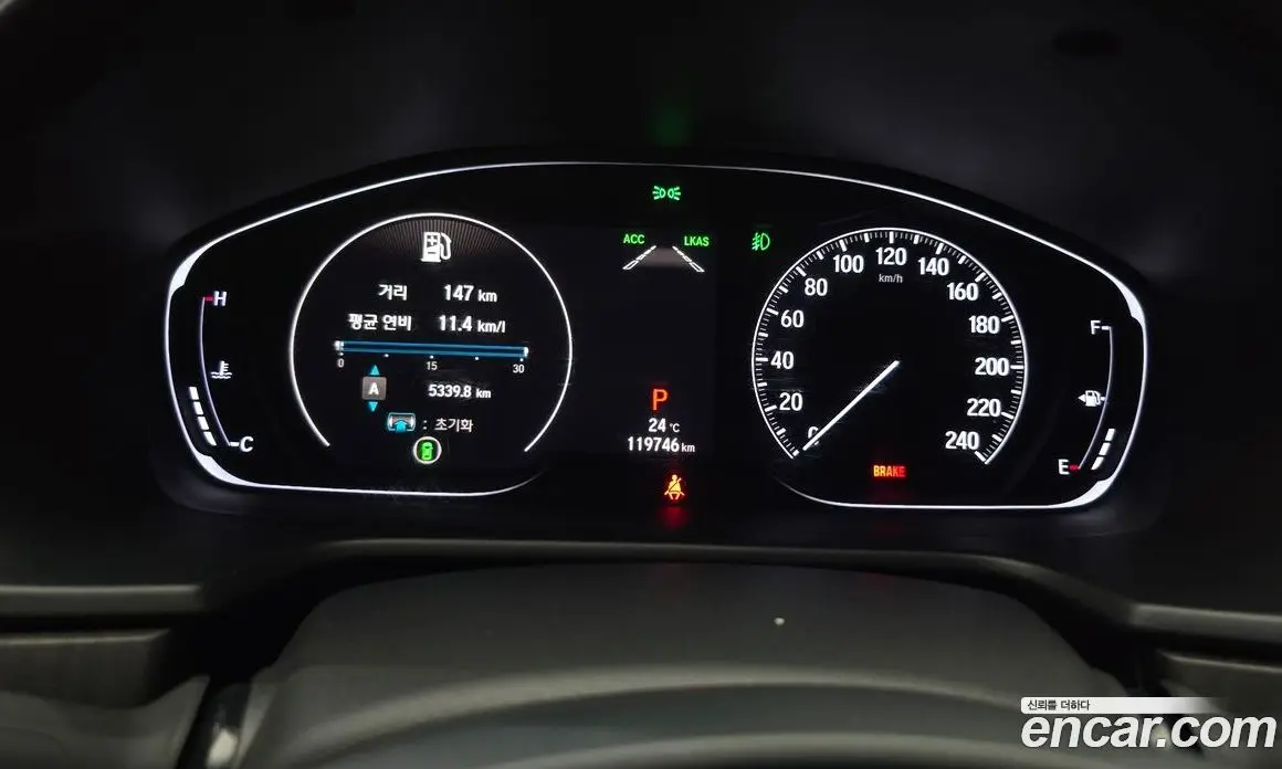 Honda Accord 2018 2.0 автомат (гидро), фото 11