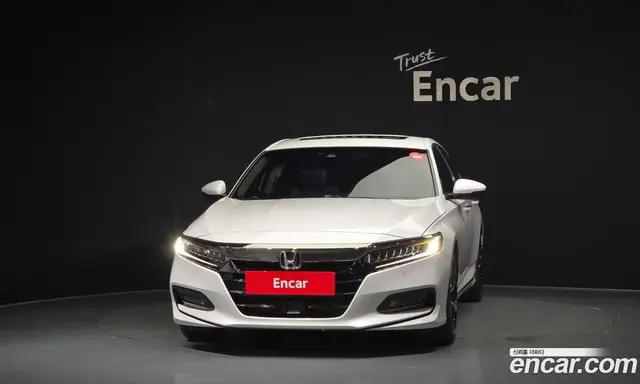 Honda Accord 2018 2.0 автомат (гидро), миниатюра 3