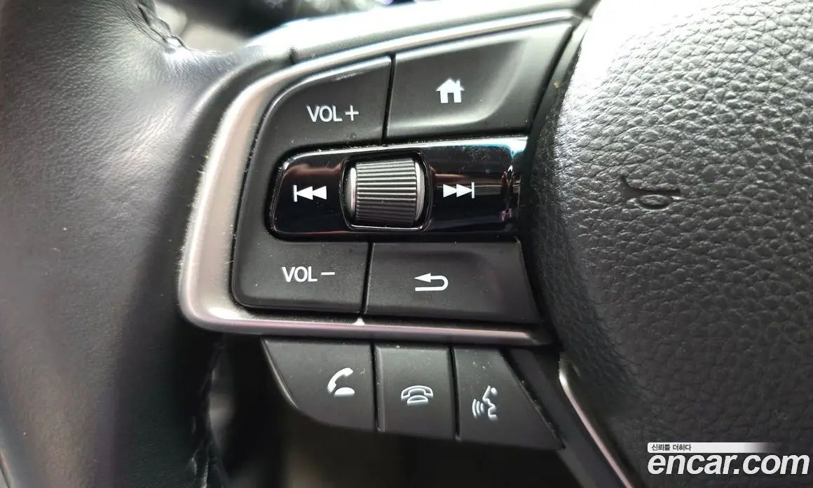 Honda Accord 2018 2.0 автомат (гидро), фото 23
