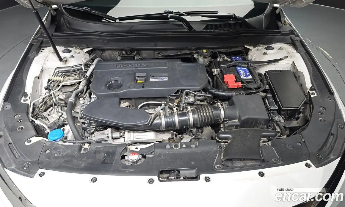 Honda Accord 2018 2.0 автомат (гидро), фото 6