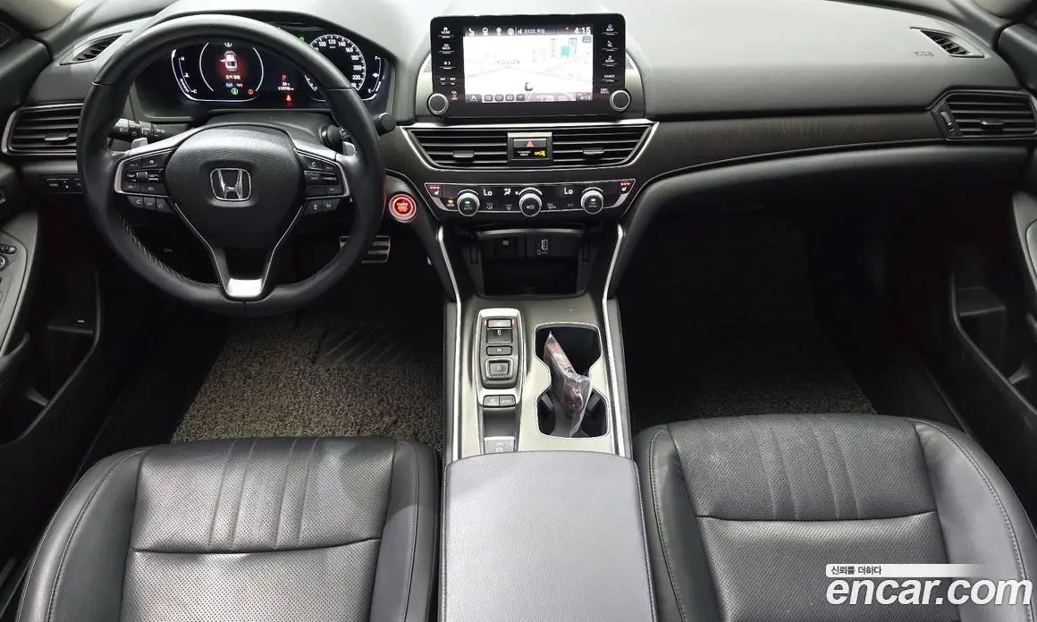 Honda Accord 2018 2.0 автомат (гидро), фото 10