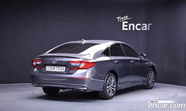 Honda Accord 2020 2.0 автомат (гидро), миниатюра 2