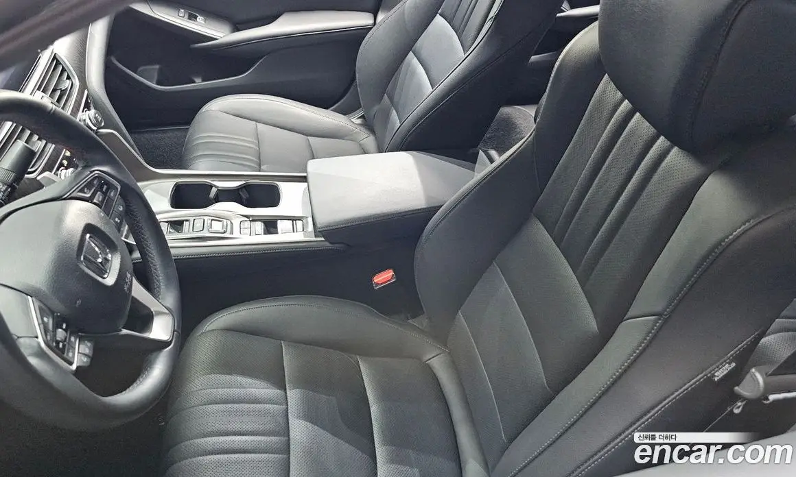 Honda Accord 2020 2.0 автомат (гидро), фото 27
