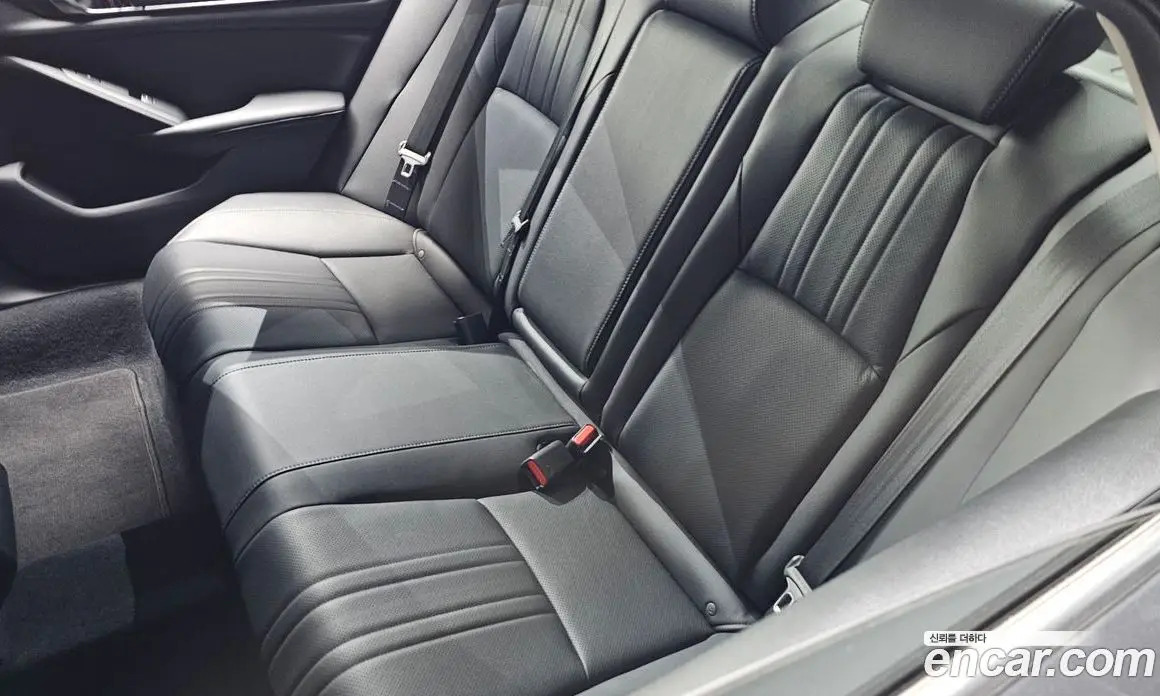 Honda Accord 2020 2.0 автомат (гидро), фото 33
