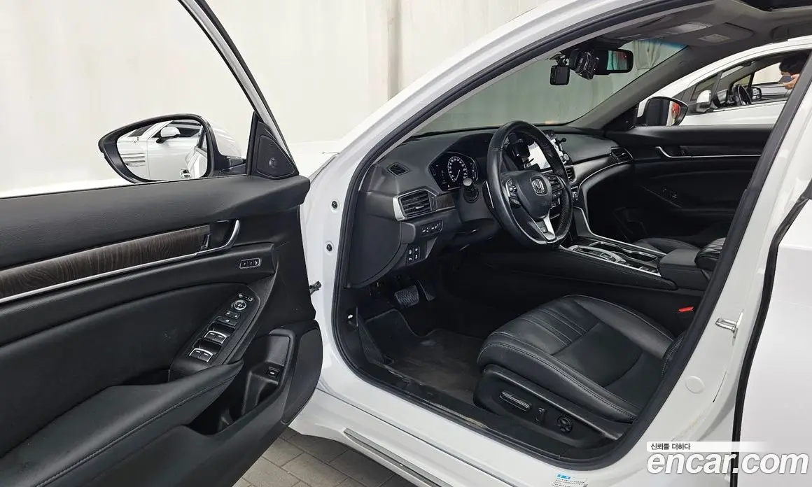 Honda Accord 2022 2.0 автомат (гидро), фото 13 Honda Accord 2022 2.0 автомат (гидро), фото 13