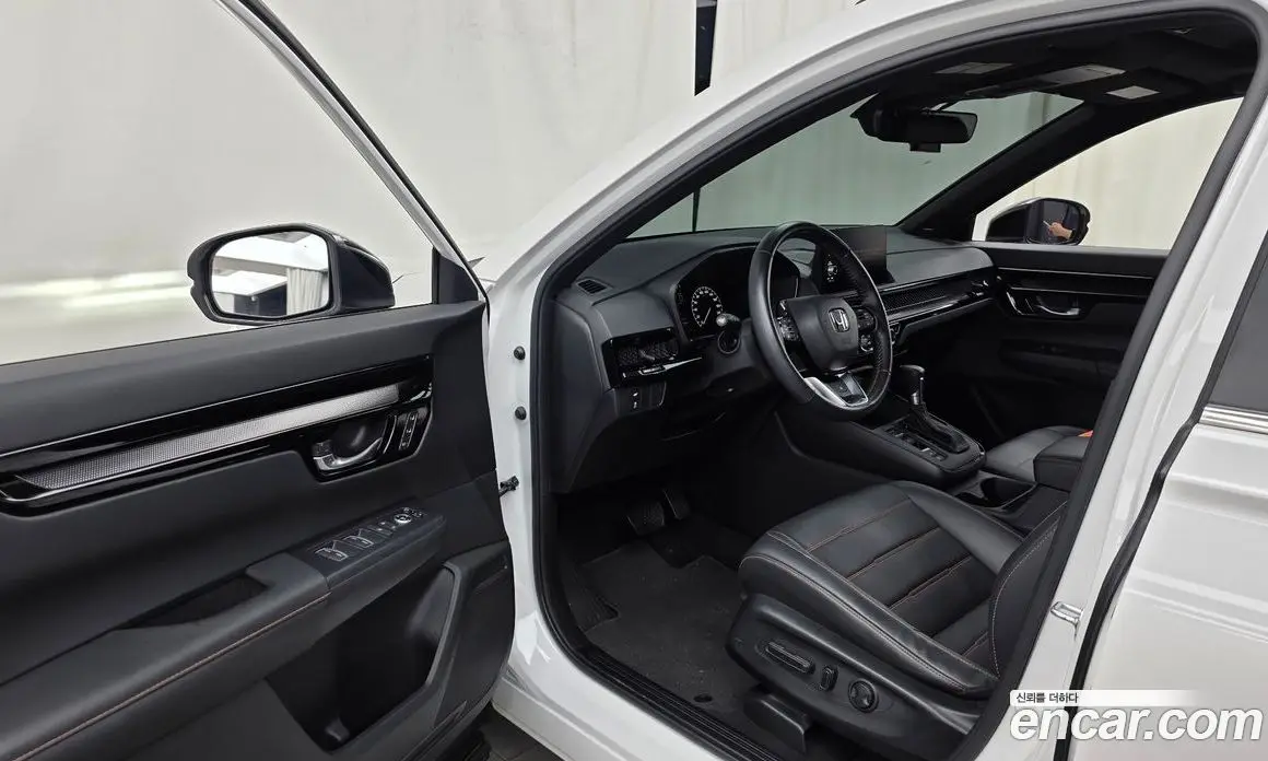Honda CR-V 2023 2.0 автомат (гидро), фото 13 Honda CR-V 2023 2.0 автомат (гидро), фото 13