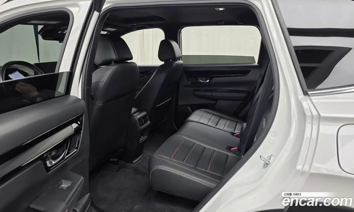 Honda CR-V 2023 2.0 автомат (гидро), фото 16 Honda CR-V 2023 2.0 автомат (гидро), фото 16
