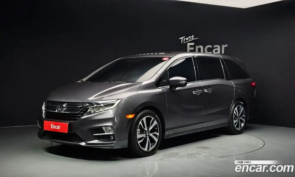 Honda Odyssey 2019 3.5 автомат (гидро), фото 1 Honda Odyssey 2019 3.5 автомат (гидро), фото 1