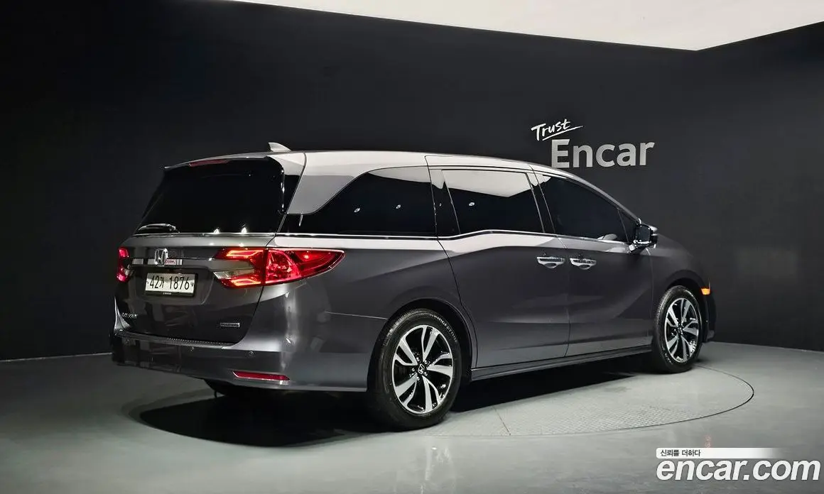 Honda Odyssey 2019 3.5 автомат (гидро), фото 2 Honda Odyssey 2019 3.5 автомат (гидро), фото 2