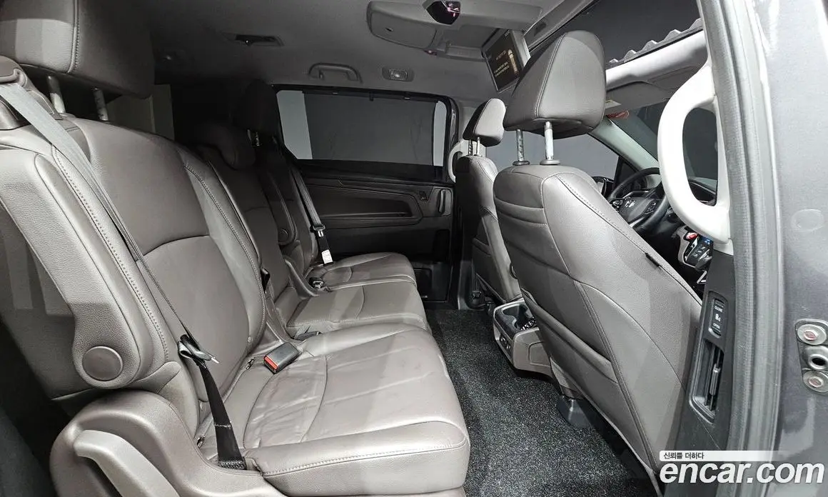 Honda Odyssey 2019 3.5 автомат (гидро), фото 12 Honda Odyssey 2019 3.5 автомат (гидро), фото 12