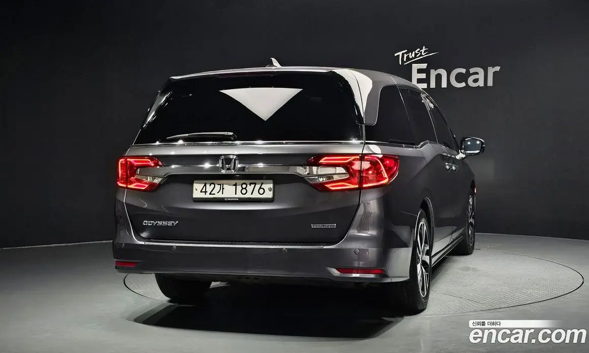 Honda Odyssey 2019 3.5 автомат (гидро), фото 4 Honda Odyssey 2019 3.5 автомат (гидро), фото 4