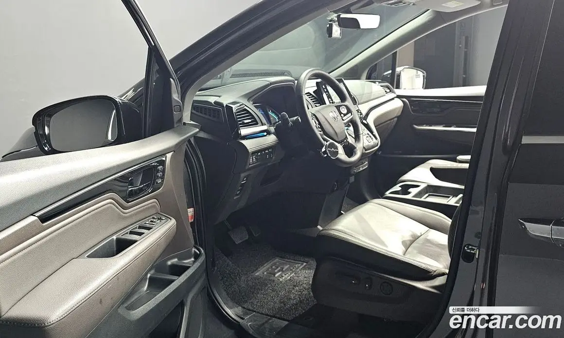 Honda Odyssey 2019 3.5 автомат (гидро), фото 10 Honda Odyssey 2019 3.5 автомат (гидро), фото 10