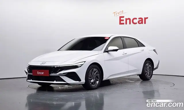 Hyundai Avante 2023 1.6 автомат (гидро), миниатюра 1 Hyundai Avante 2023 1.6 автомат (гидро), миниатюра 1