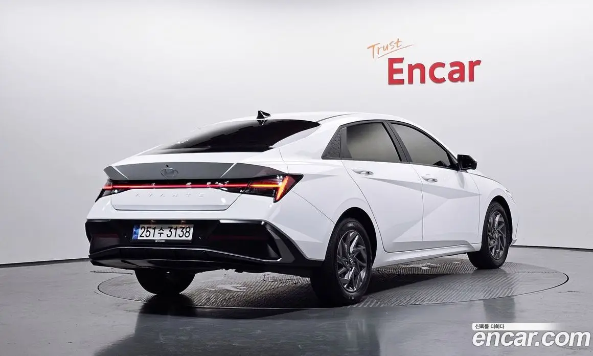 Hyundai Avante 2023 1.6 автомат (гидро), фото 2 Hyundai Avante 2023 1.6 автомат (гидро), фото 2