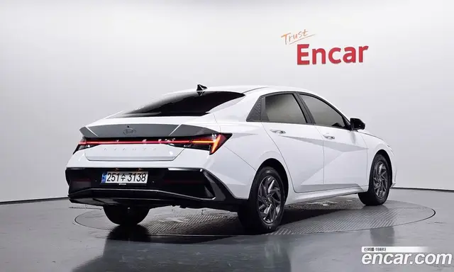 Hyundai Avante 2023 1.6 автомат (гидро), миниатюра 2 Hyundai Avante 2023 1.6 автомат (гидро), миниатюра 2