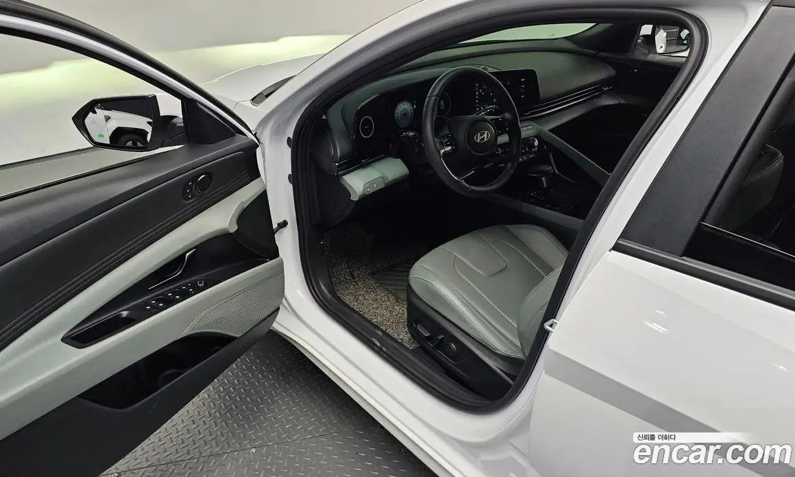 Hyundai Avante 2023 1.6 автомат (гидро), фото 11 Hyundai Avante 2023 1.6 автомат (гидро), фото 11