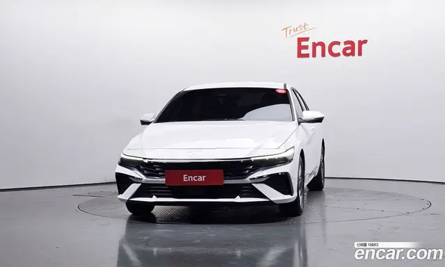 Hyundai Avante 2023 1.6 автомат (гидро), миниатюра 3 Hyundai Avante 2023 1.6 автомат (гидро), миниатюра 3