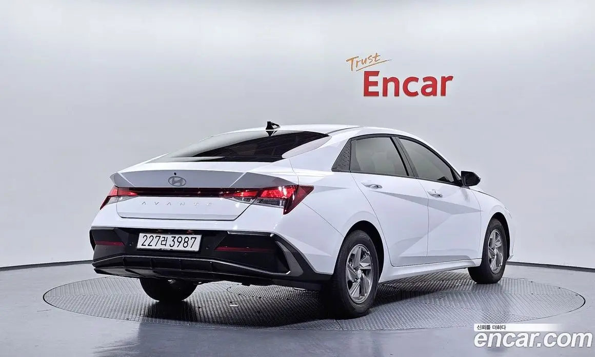 Hyundai Avante 2024 1.6 автомат (гидро), фото 2 Hyundai Avante 2024 1.6 автомат (гидро), фото 2