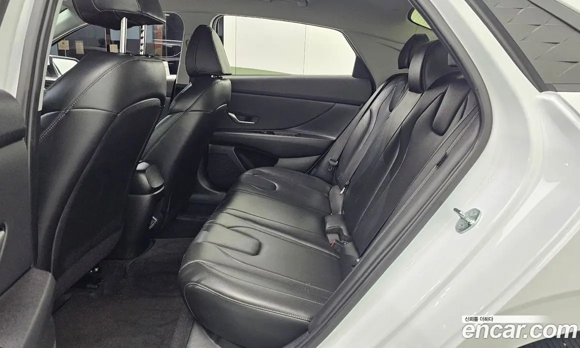 Hyundai Avante 2024 1.6 автомат (гидро), фото 12 Hyundai Avante 2024 1.6 автомат (гидро), фото 12