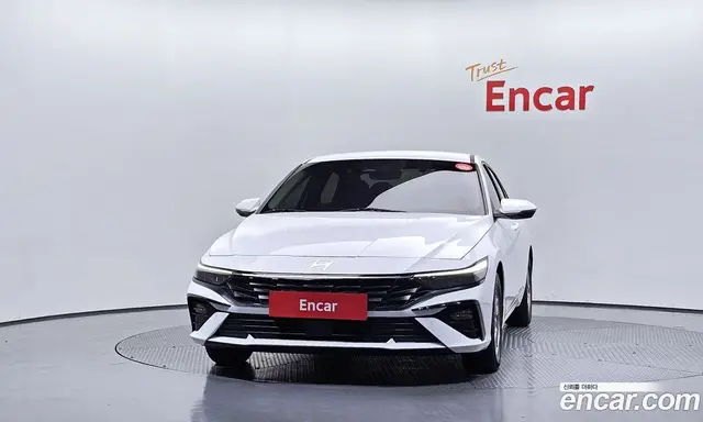 Hyundai Avante 2024 1.6 автомат (гидро), миниатюра 3 Hyundai Avante 2024 1.6 автомат (гидро), миниатюра 3