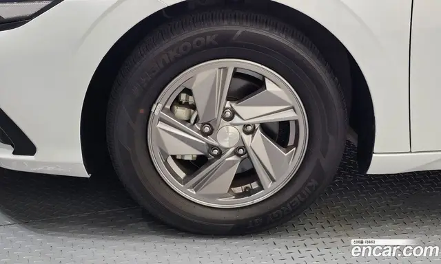 Hyundai Avante 2024 1.6 автомат (гидро), миниатюра 5 Hyundai Avante 2024 1.6 автомат (гидро), миниатюра 5