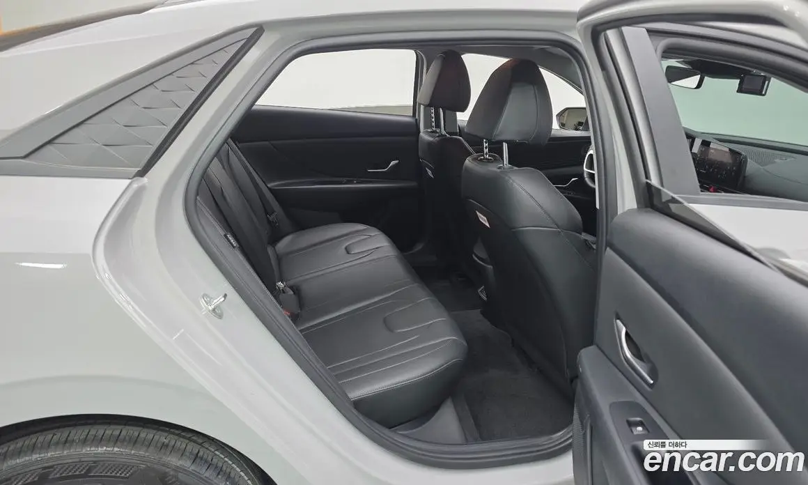 Hyundai Avante 2024 1.6 автомат (гидро), фото 11 Hyundai Avante 2024 1.6 автомат (гидро), фото 11