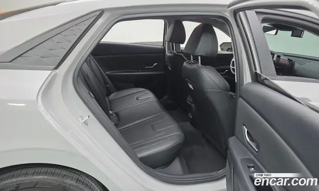 Hyundai Avante 2024 1.6 автомат (гидро), миниатюра 11 Hyundai Avante 2024 1.6 автомат (гидро), миниатюра 11