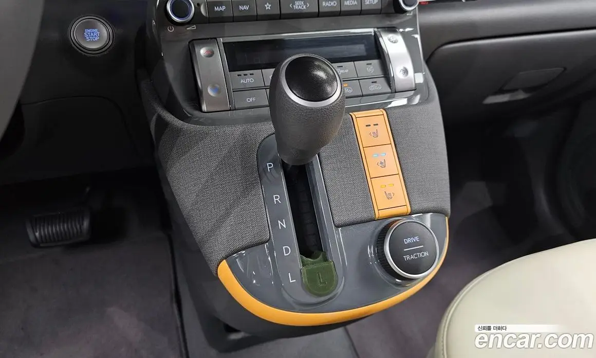 Hyundai Casper 2024 1.0 автомат (гидро), фото 12