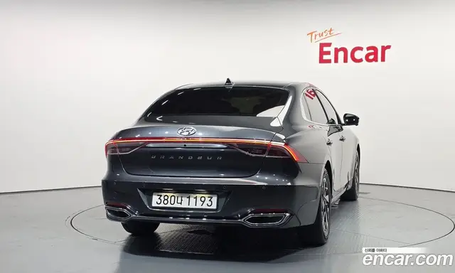 Hyundai Grandeur 2022 2.4 автомат (гидро), миниатюра 4 Hyundai Grandeur 2022 2.4 автомат (гидро), миниатюра 4