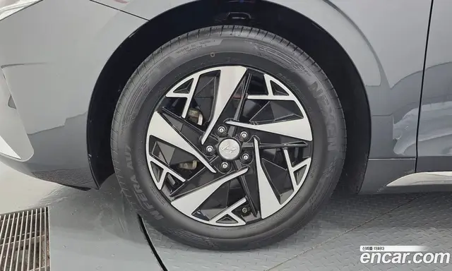 Hyundai Grandeur 2022 2.4 автомат (гидро), миниатюра 5 Hyundai Grandeur 2022 2.4 автомат (гидро), миниатюра 5