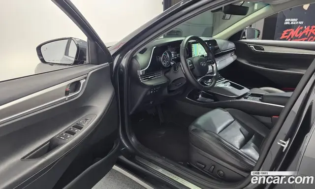 Hyundai Grandeur 2022 2.4 автомат (гидро), миниатюра 10 Hyundai Grandeur 2022 2.4 автомат (гидро), миниатюра 10