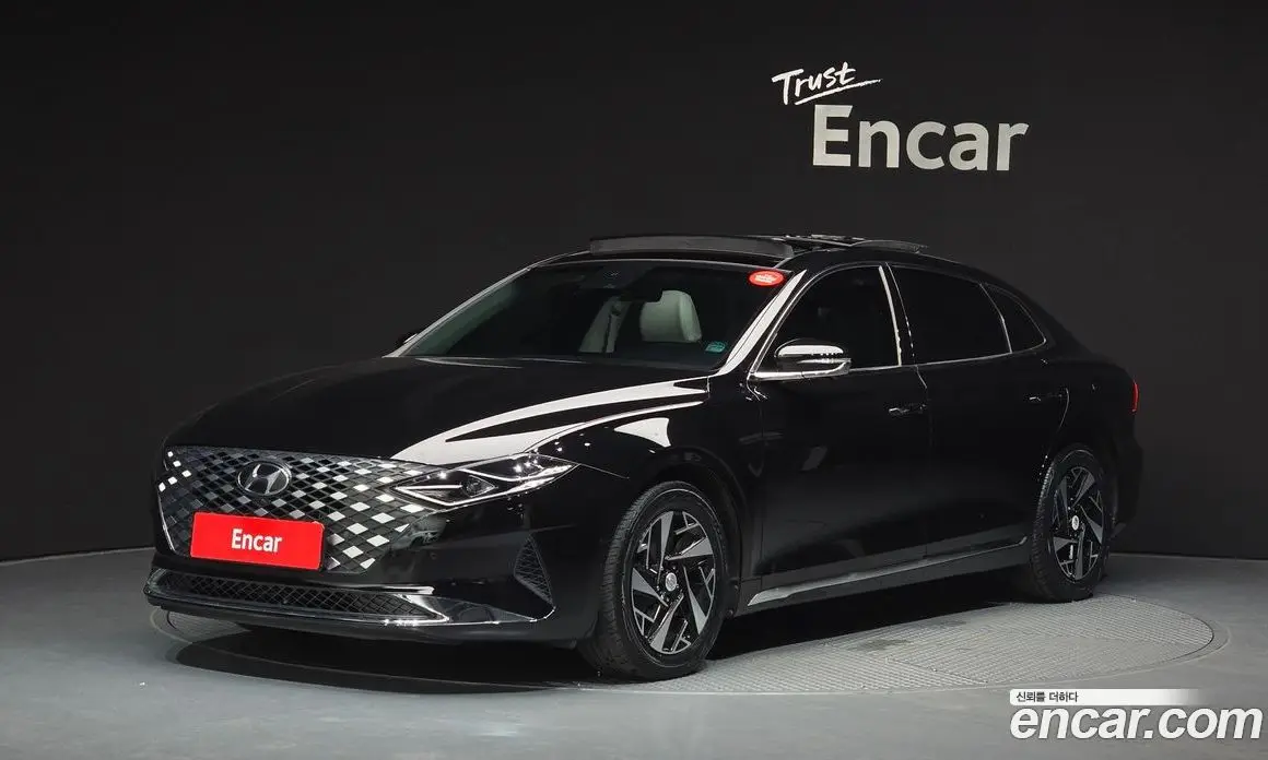 Hyundai Grandeur 2022 2.4 автомат (гидро), фото 1 Hyundai Grandeur 2022 2.4 автомат (гидро), фото 1