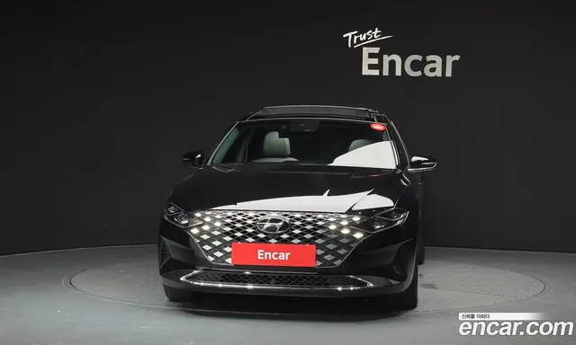 Hyundai Grandeur 2022 2.4 автомат (гидро), миниатюра 3 Hyundai Grandeur 2022 2.4 автомат (гидро), миниатюра 3