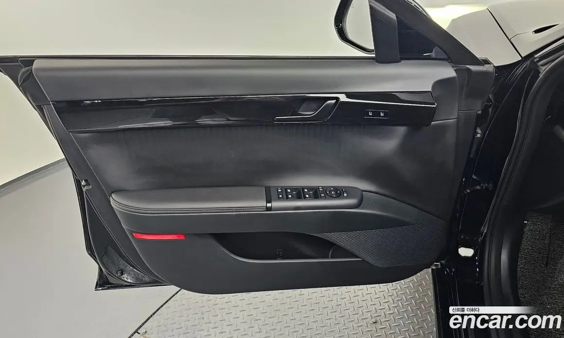 Hyundai Grandeur 2024 1.6 автомат (гидро), фото 14
