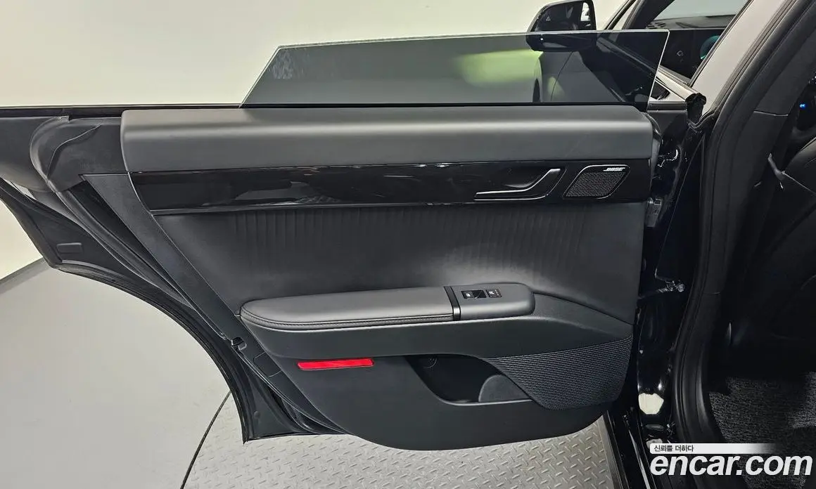 Hyundai Grandeur 2024 1.6 автомат (гидро), фото 15