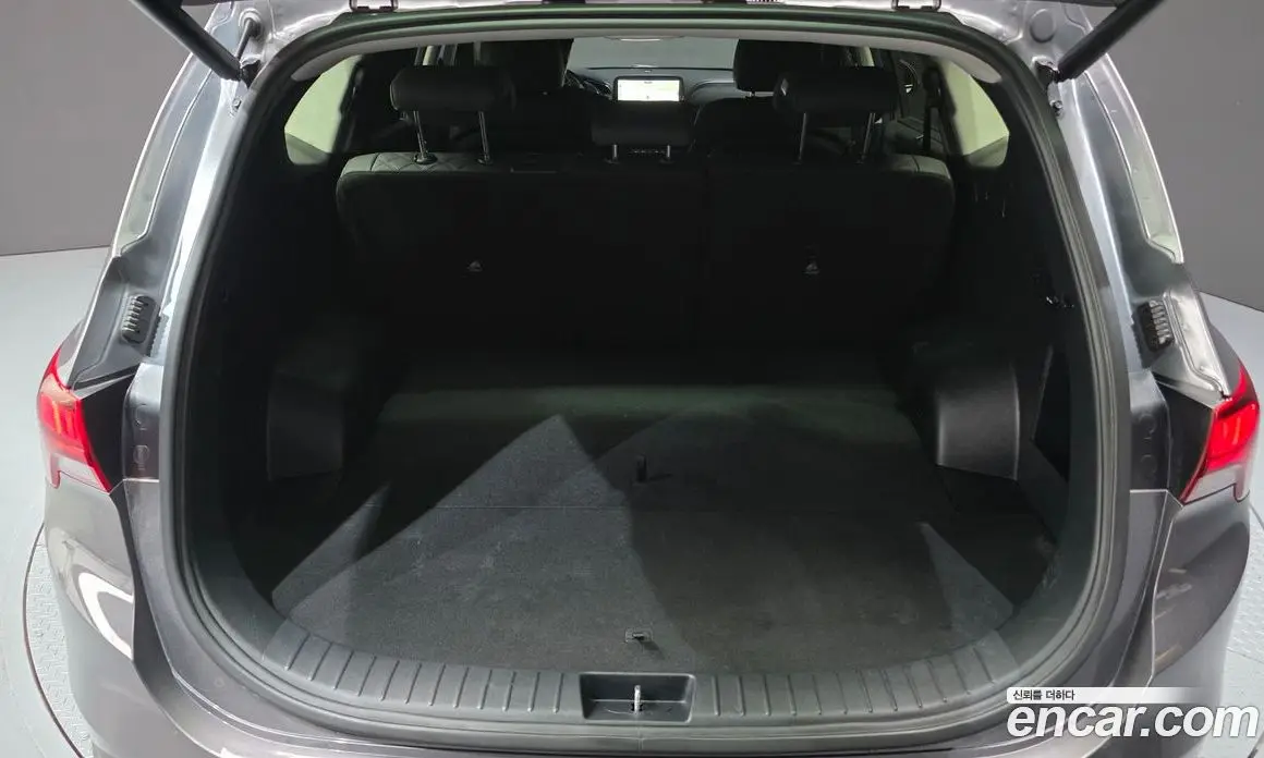 Hyundai Santa Fe 2022 2.2 автомат (гидро), фото 31 Hyundai Santa Fe 2022 2.2 автомат (гидро), фото 31