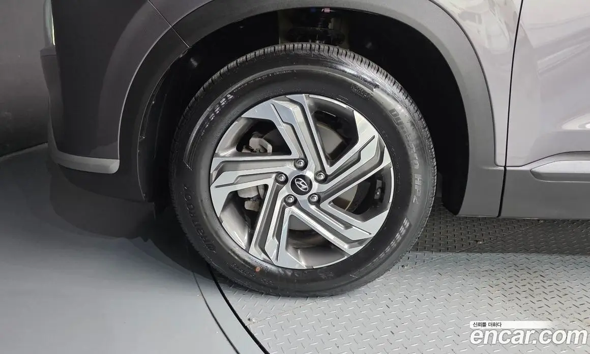 Hyundai Santa Fe 2022 2.2 автомат (гидро), фото 5 Hyundai Santa Fe 2022 2.2 автомат (гидро), фото 5