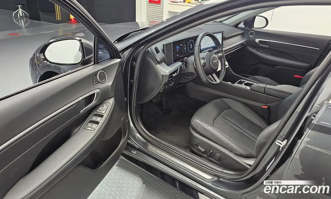 Hyundai Sonata 2025 1.6 автомат (гидро), фото 10 Hyundai Sonata 2025 1.6 автомат (гидро), фото 10