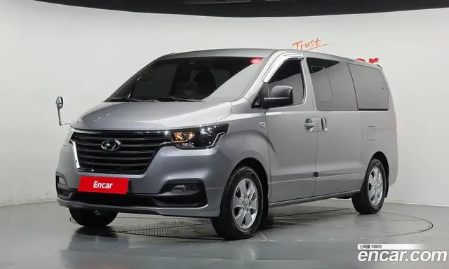 Hyundai Starex 2020 2.5 автомат (гидро), миниатюра 1 Hyundai Starex 2020 2.5 автомат (гидро), миниатюра 1