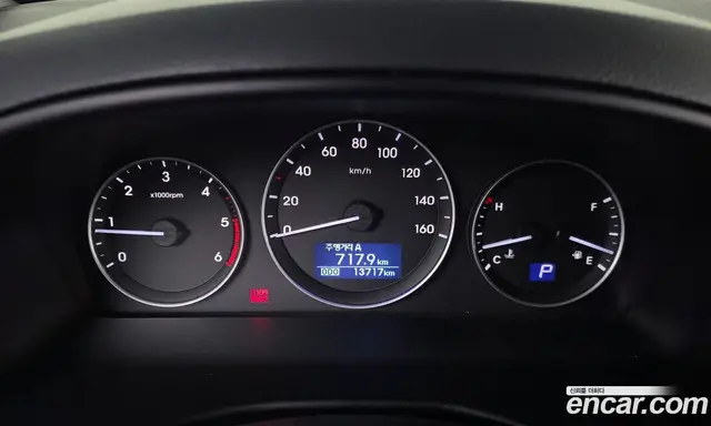 Hyundai Starex 2020 2.5 автомат (гидро), миниатюра 8 Hyundai Starex 2020 2.5 автомат (гидро), миниатюра 8
