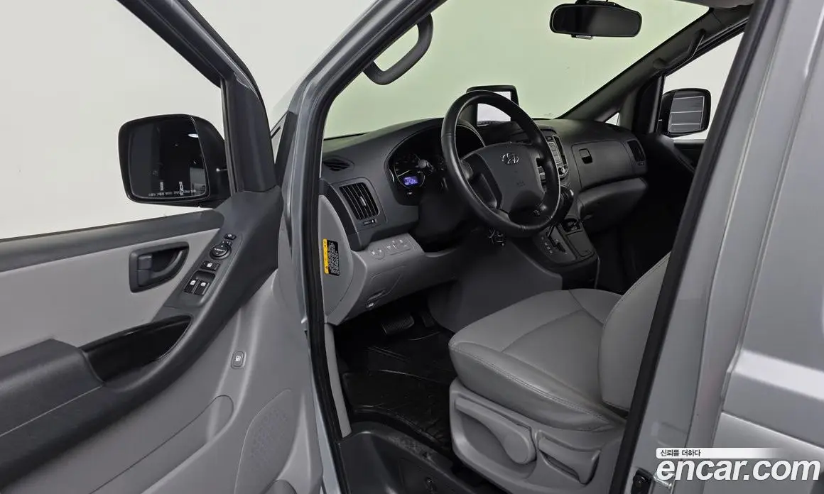 Hyundai Starex 2020 2.5 автомат (гидро), фото 10 Hyundai Starex 2020 2.5 автомат (гидро), фото 10