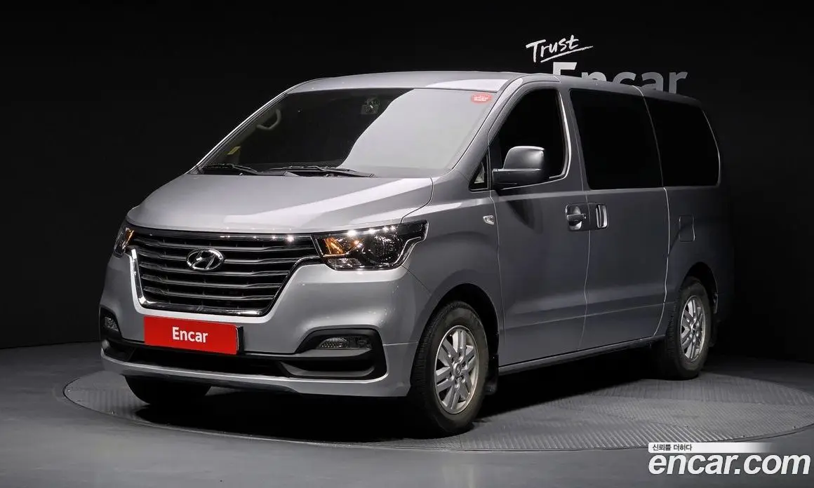 Hyundai Starex 2021 2.5 автомат (гидро), фото 1 Hyundai Starex 2021 2.5 автомат (гидро), фото 1