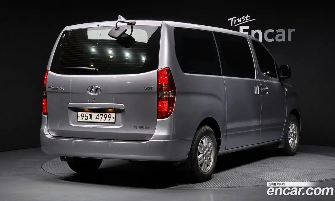 Hyundai Starex 2021 2.5 автомат (гидро), фото 2 Hyundai Starex 2021 2.5 автомат (гидро), фото 2
