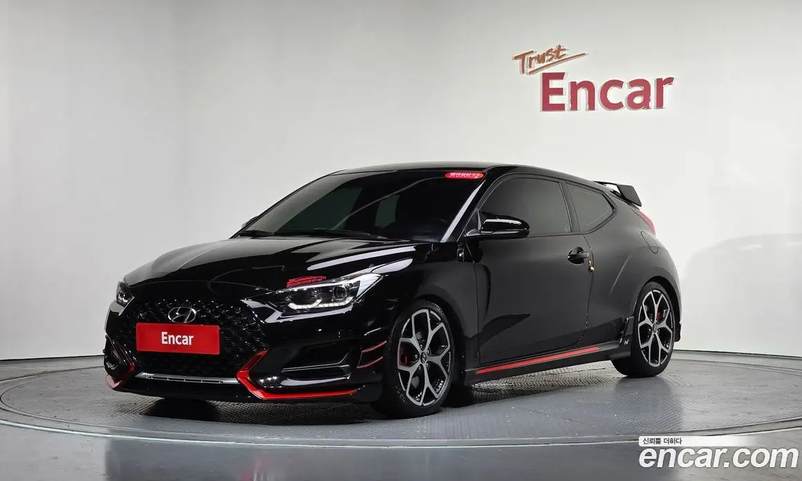 Hyundai Veloster 2020 2.0 механика, фото 1 Hyundai Veloster 2020 2.0 механика, фото 1