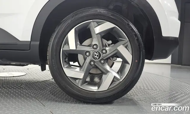 Hyundai Venue 2023 1.6 автомат (гидро), миниатюра 7 Hyundai Venue 2023 1.6 автомат (гидро), миниатюра 7